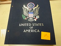 Davo album usa 1945 tot 1990 bijna volledig, gestempeld en postfris + vele andere dingen - afbeelding 1 van  6
