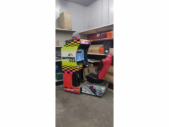 Daytona usa speelautomaat 150 games - afbeelding 10 van  17