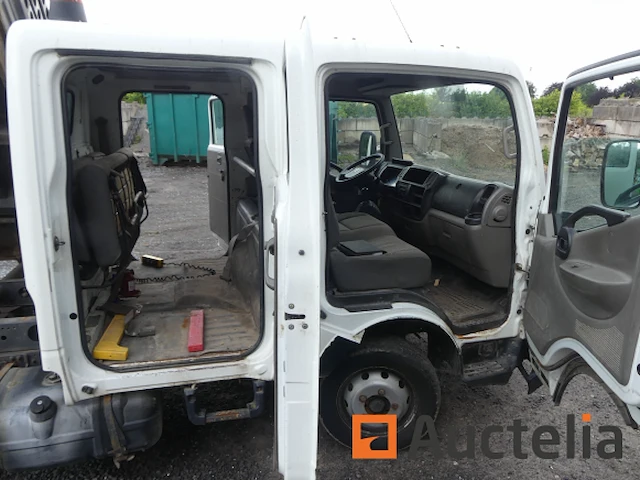 Ddubbele cabine bestelwagen en driezijdige kiepwagen nissan cabstar (2009-215.641 km) - afbeelding 30 van  54