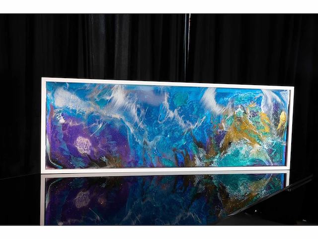 De blauwe zee van alicante 2 - elvira lopez - epoxy art - 1/1 uniek kunstwerk - afbeelding 6 van  11