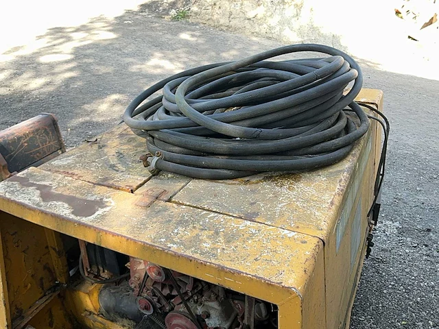 De compressor van de schroeflucht - afbeelding 14 van  21