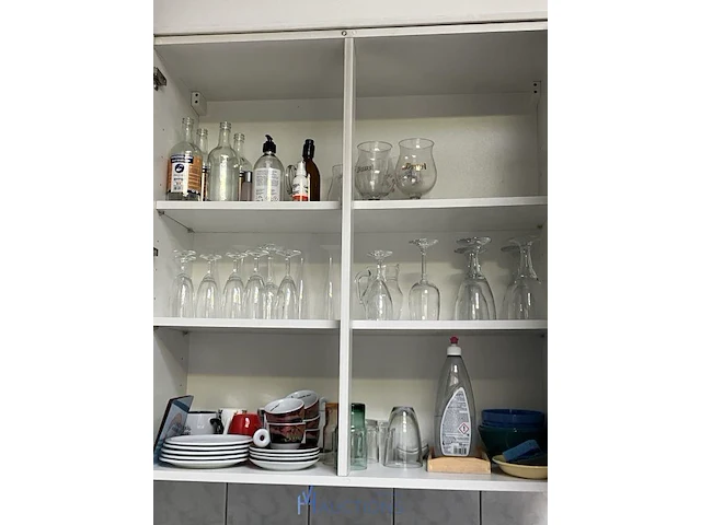 De inhoud van de keuken - afbeelding 11 van  23