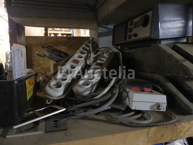 De inhoud van het rek - afbeelding 13 van  20