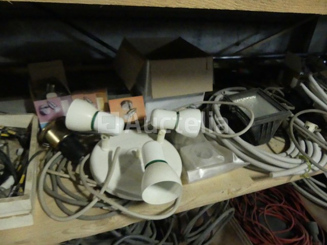 De inhoud van het rek - afbeelding 18 van  20