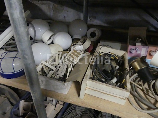 De inhoud van het rek - afbeelding 19 van  20