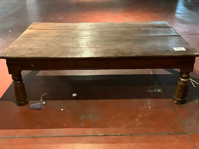 De koloniaal salontafel - afbeelding 1 van  3