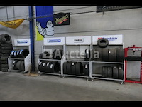 De meeste nieuwe banden - afbeelding 1 van  6