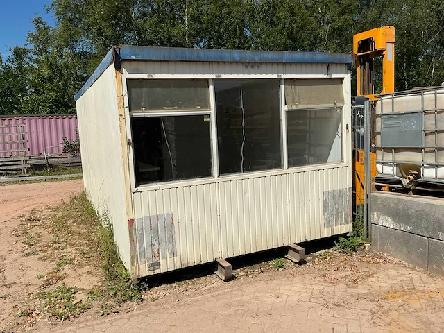 De meeuw werfcontainer - afbeelding 7 van  13