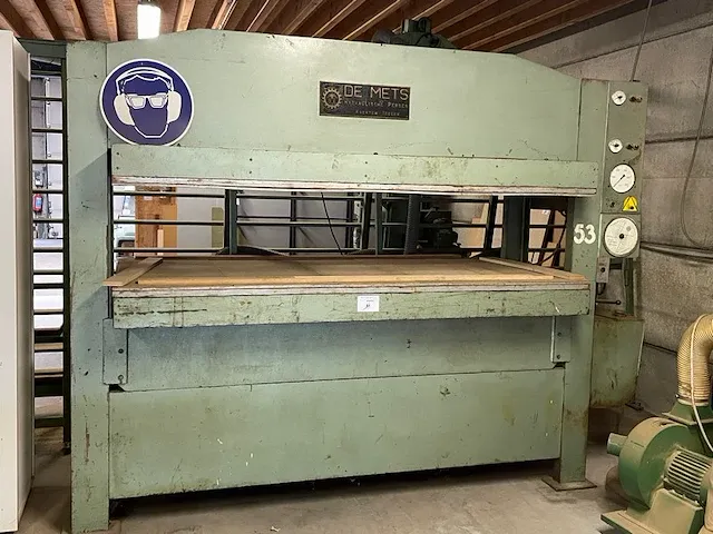 De mets hydraulische pers - afbeelding 1 van  4