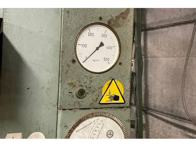 De mets hydraulische pers - afbeelding 2 van  4