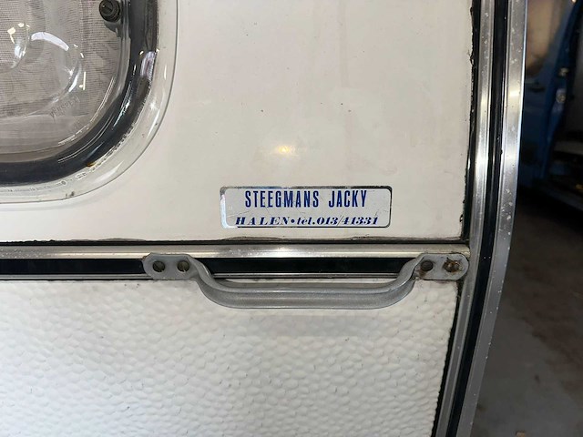 De reu caravan - afbeelding 2 van  26