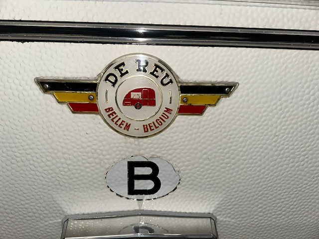 De reu caravan - afbeelding 8 van  26
