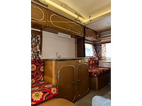 De reu caravan - afbeelding 11 van  26