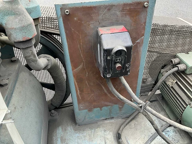 De vilbiss 44643 hogedrukcompressor + drukvat 500 l - afbeelding 3 van  19