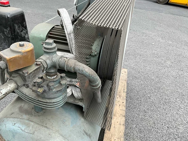 De vilbiss 44643 hogedrukcompressor + drukvat 500 l - afbeelding 6 van  19
