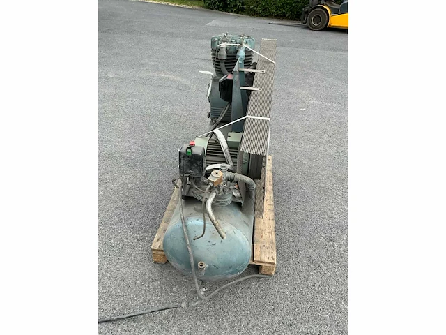 De vilbiss 44643 hogedrukcompressor + drukvat 500 l - afbeelding 13 van  19