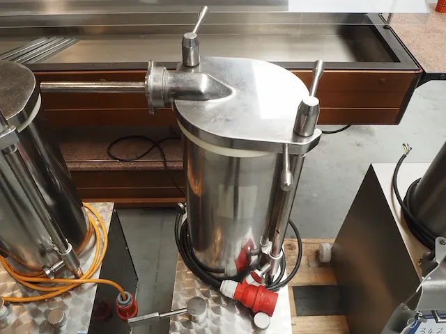 Debotec s.l. - afbeelding 3 van  7