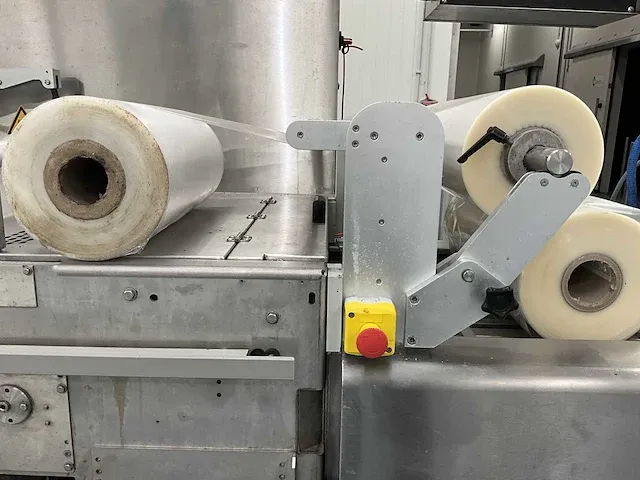 Deca sealingband verpakkingsmachines met uitvoerband 2005 - afbeelding 6 van  48