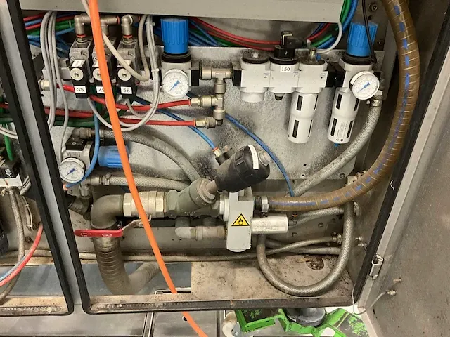 Deca sealingband verpakkingsmachines met uitvoerband 2005 - afbeelding 27 van  48