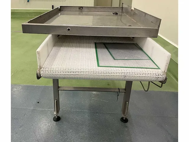 Deca sealingband verpakkingsmachines met uitvoerband 2005 - afbeelding 28 van  48