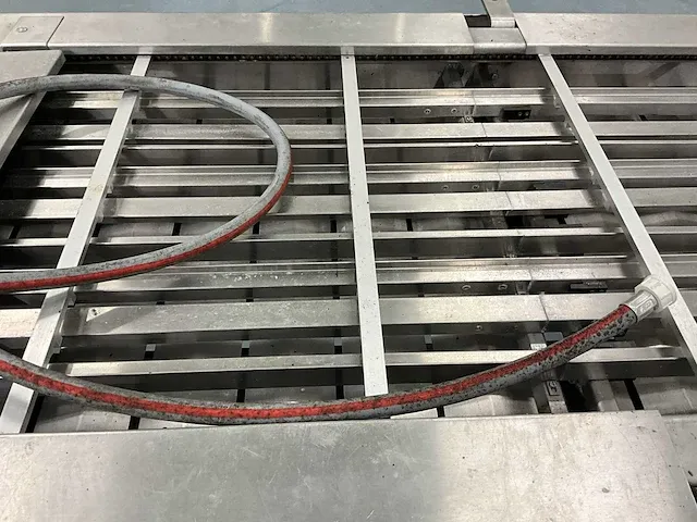 Deca sealingband verpakkingsmachines met uitvoerband 2005 - afbeelding 46 van  48