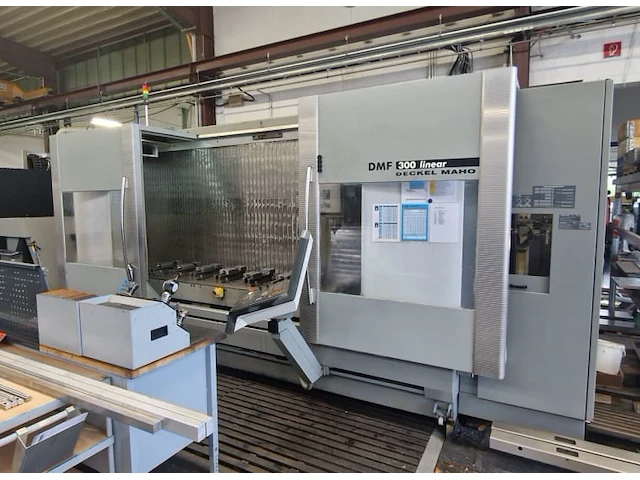 Deckel maho dmf 300 linear 3-assig bewerkingscentrum - afbeelding 2 van  9