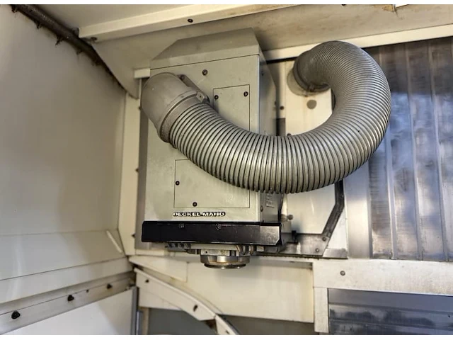 Deckel maho dmu 60t verticaal bewerkingscentrum - afbeelding 9 van  9
