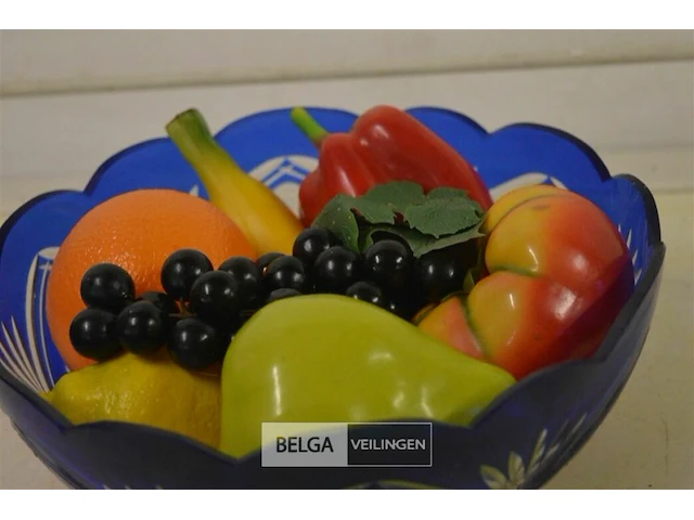 Deco schaal met kunststof fruit - afbeelding 2 van  2