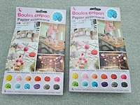 Decoratie blauwe pompons - afbeelding 1 van  2