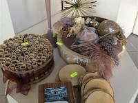 Decoratie divers oa opgevulde schaal - afbeelding 1 van  3