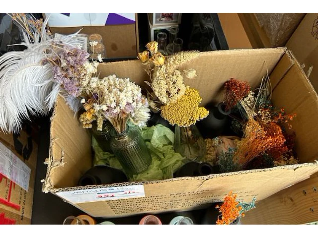 Decoratie en droogbloemen - afbeelding 4 van  4