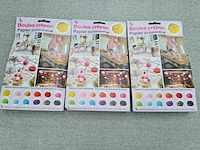 Decoratie gele pompons - afbeelding 1 van  2
