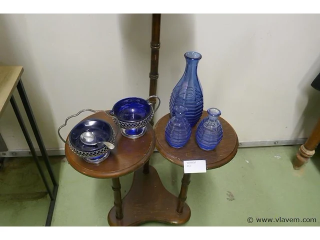 Decoratie in blauw glas - afbeelding 1 van  1