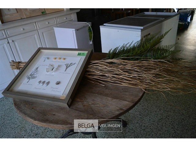 Decoratie materiaal - afbeelding 1 van  3