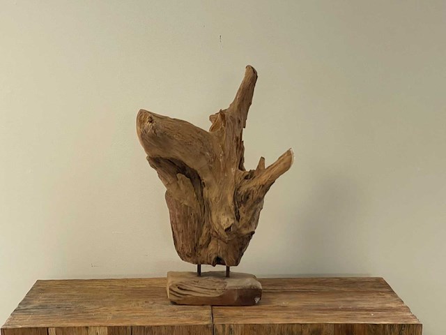Decoratie op sokkel in teak h50cm - afbeelding 2 van  2