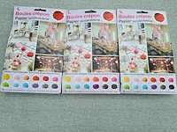 Decoratie rode pompons - afbeelding 1 van  2