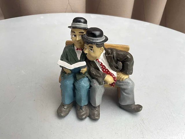 Decoratief beeld laurel & hardy - afbeelding 1 van  3