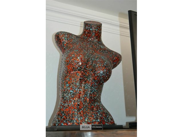 Decoratief mozaïekbeeld van een vrouwelijk torso (verlicht) - afbeelding 5 van  5