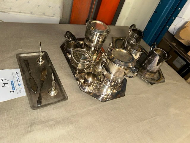 Decoratief servies - afbeelding 1 van  5