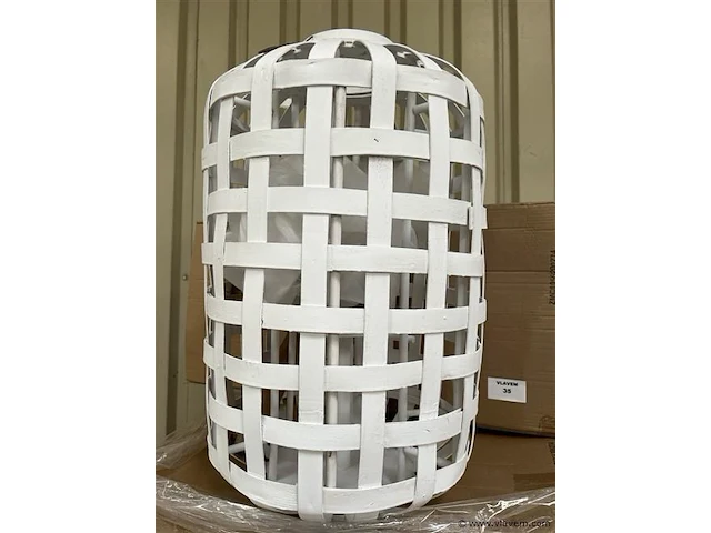 Decoratief stuk, get. j-line - afbeelding 1 van  3