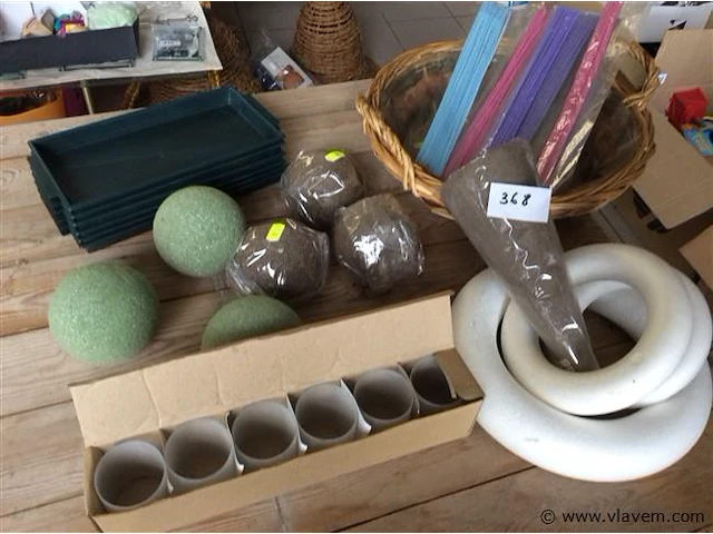 Decoratiemateriaal allerlei - afbeelding 1 van  3