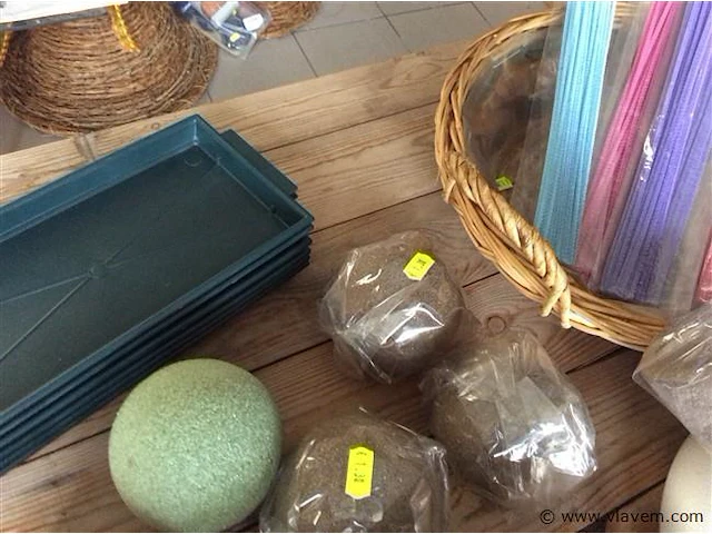 Decoratiemateriaal allerlei - afbeelding 3 van  3