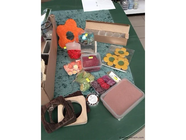 Decoratiemateriaal allerlei - afbeelding 3 van  3