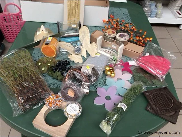 Decoratiemateriaal allerlei - afbeelding 1 van  4