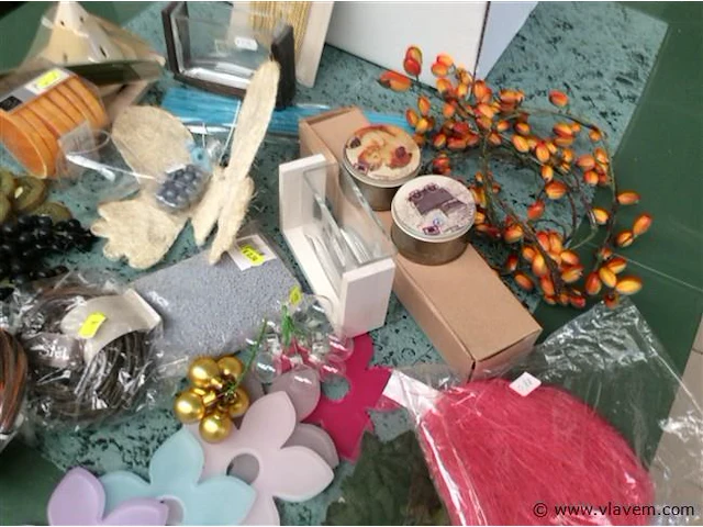 Decoratiemateriaal allerlei - afbeelding 3 van  4