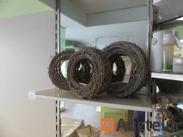 Decoraties voor bloemsierkunst, vazen,... - afbeelding 8 van  16