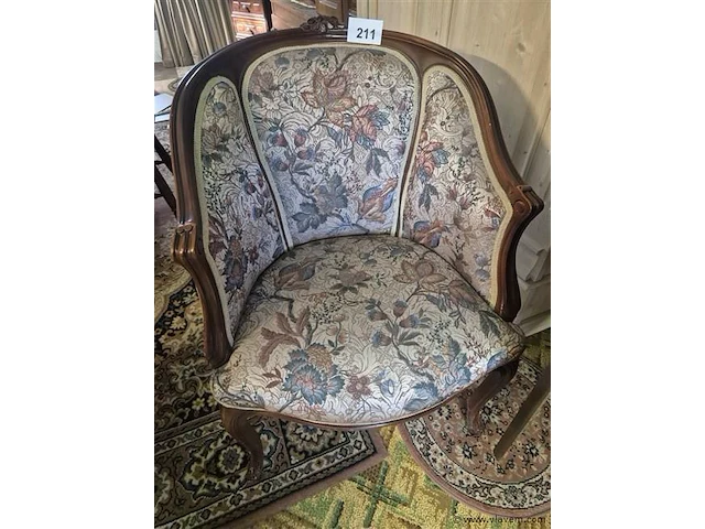 Decoratieve bijzetstoel - afbeelding 1 van  3