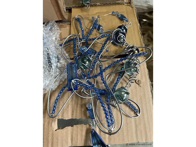 Decoratieve hangers - afbeelding 4 van  4