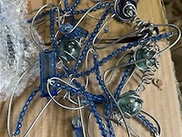 Decoratieve hangers - afbeelding 4 van  4