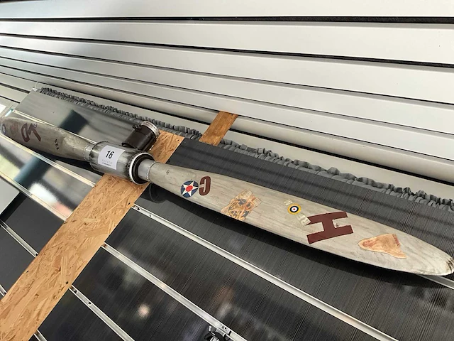 Decoratieve houten propeller - afbeelding 1 van  2